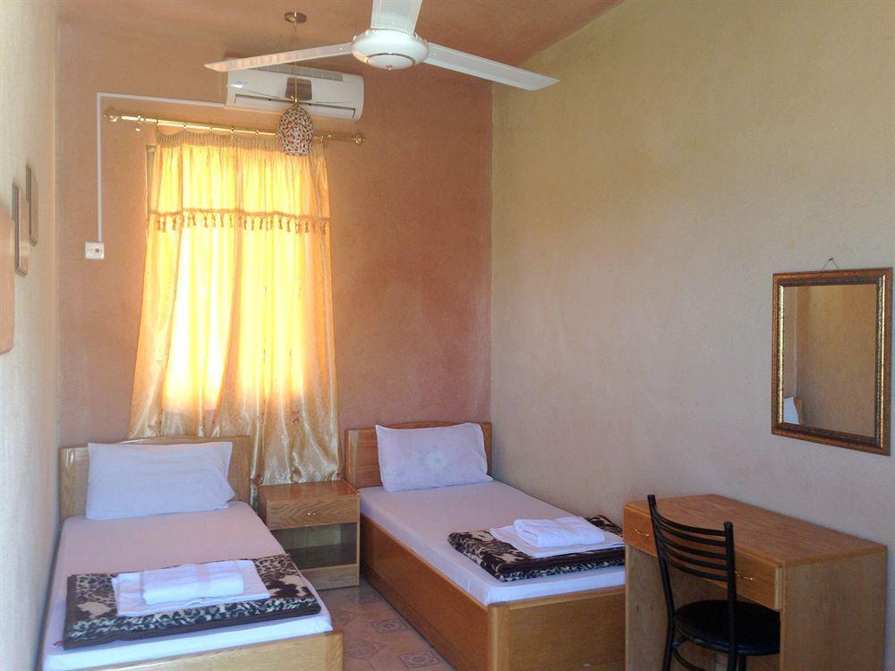 Arab Divers Dive Center And Bed & Breakfast Aqaba Esterno foto