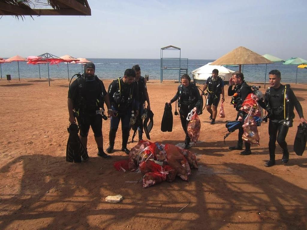 Arab Divers Dive Center And Bed & Breakfast Aqaba Esterno foto