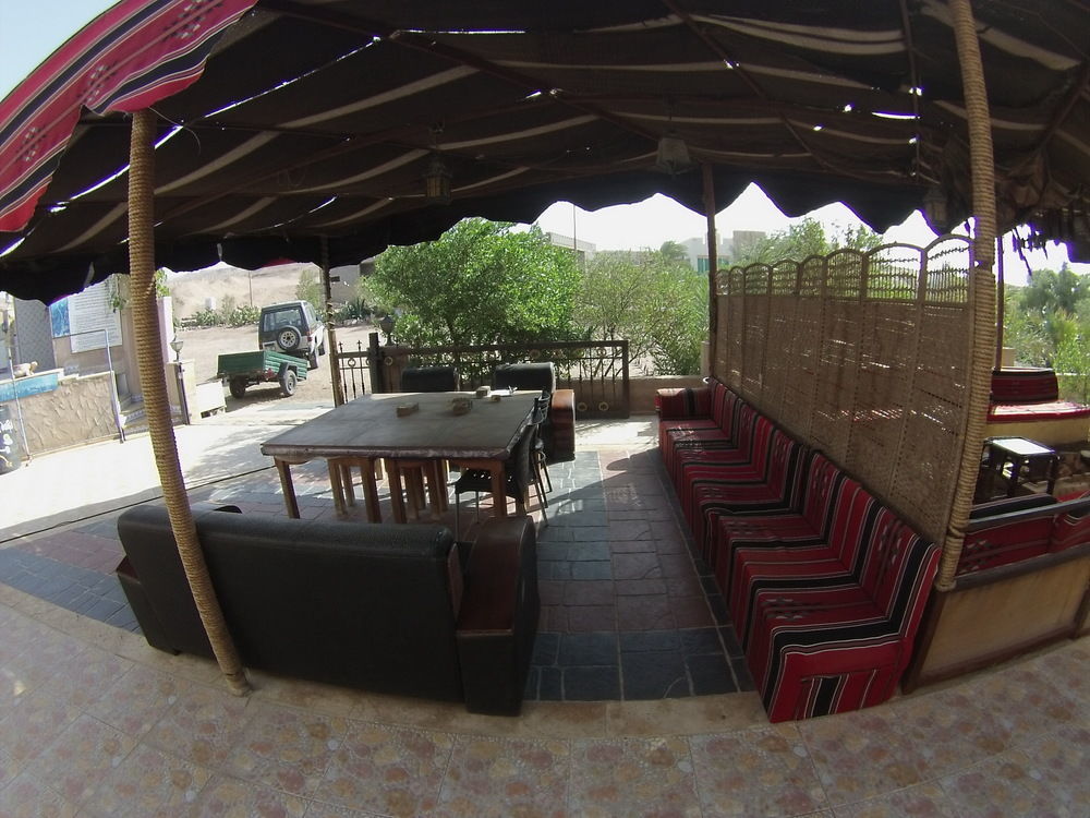 Arab Divers Dive Center And Bed & Breakfast Aqaba Esterno foto