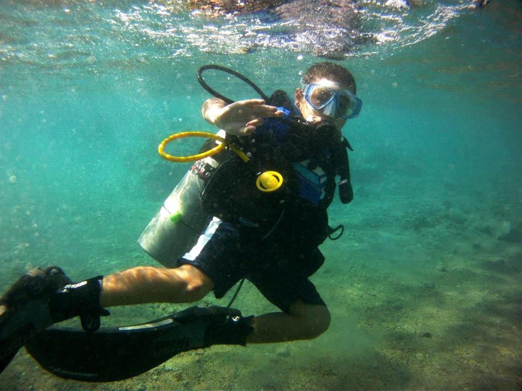 Arab Divers Dive Center And Bed & Breakfast Aqaba Esterno foto