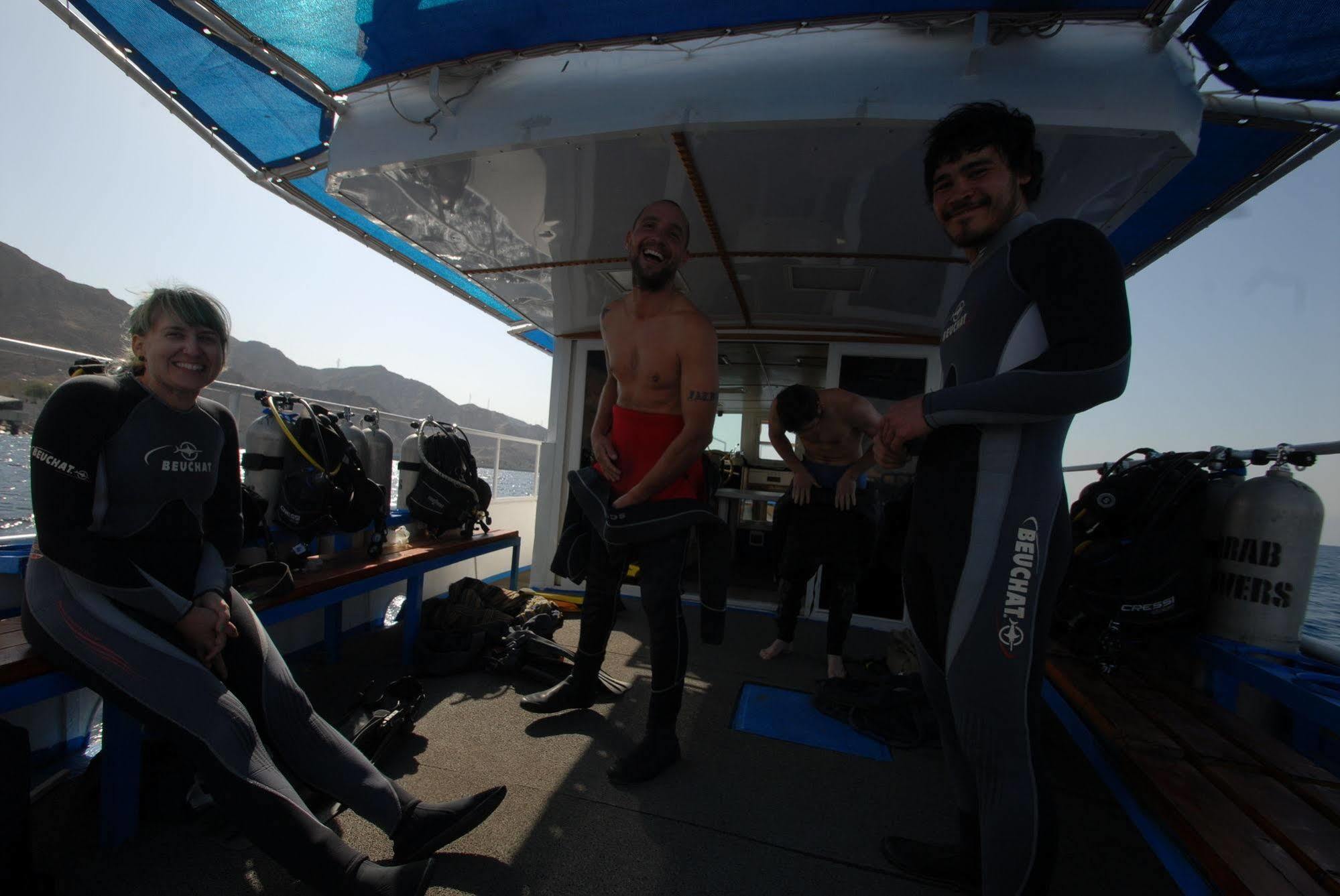 Arab Divers Dive Center And Bed & Breakfast Aqaba Esterno foto