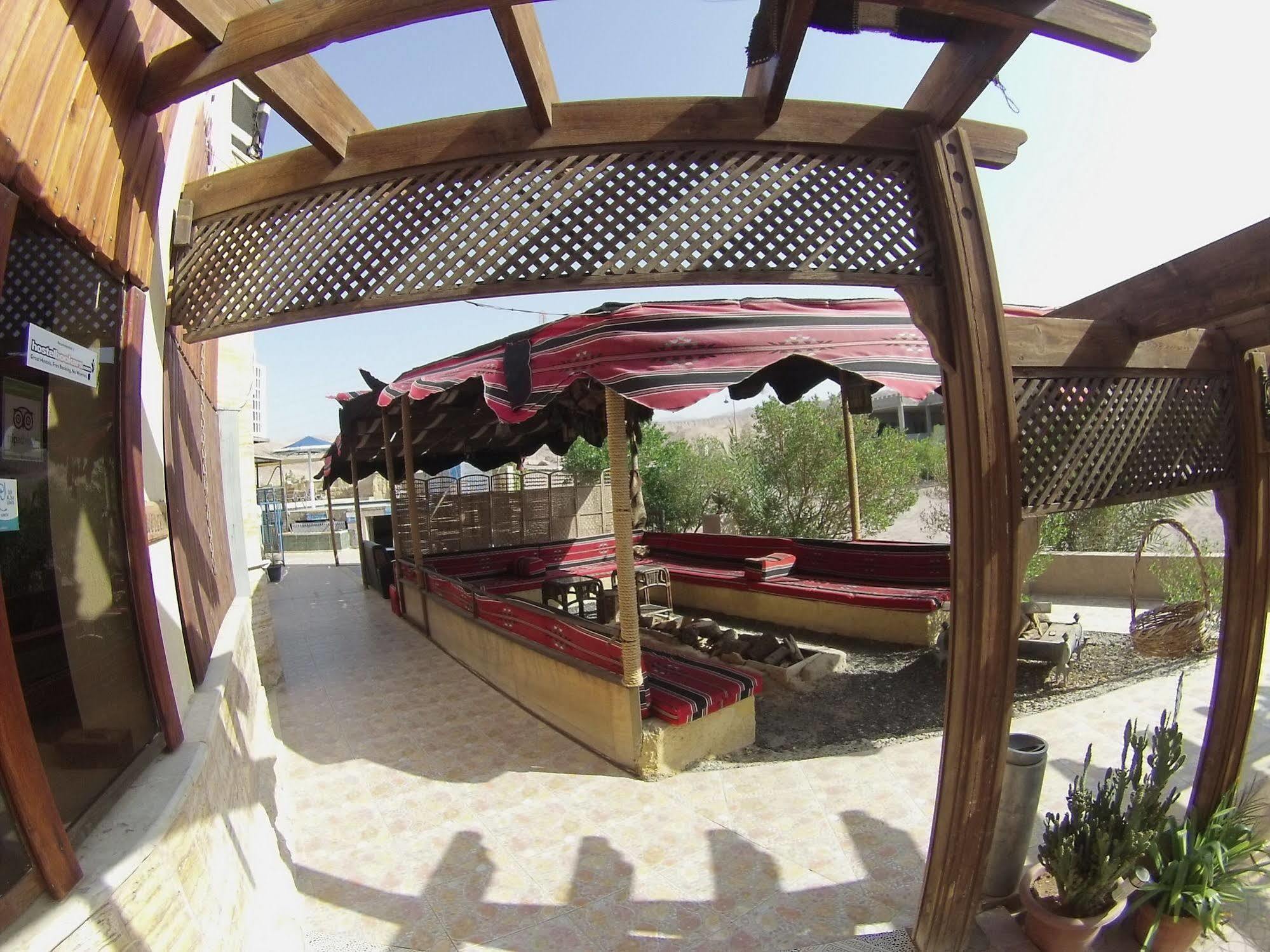 Arab Divers Dive Center And Bed & Breakfast Aqaba Esterno foto