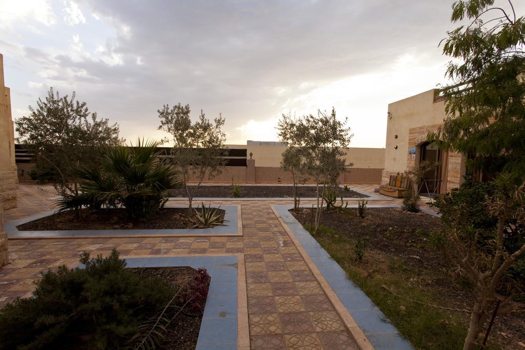 Arab Divers Dive Center And Bed & Breakfast Aqaba Esterno foto