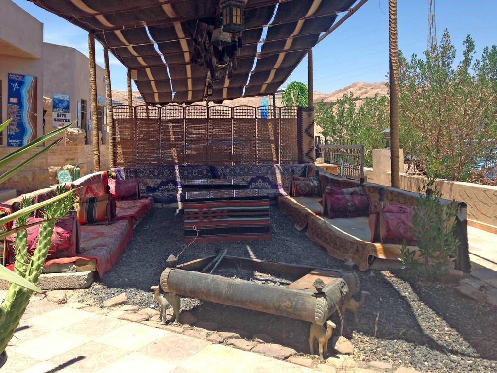 Arab Divers Dive Center And Bed & Breakfast Aqaba Esterno foto